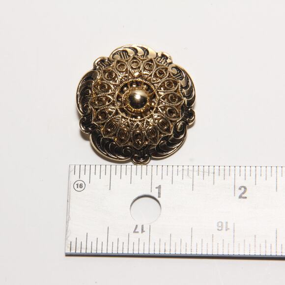 Vintage W. Germany Filigree Medallion Gold Tone Scarf Clip 1 1/2” Scarf Ring - Picture 3 of 5